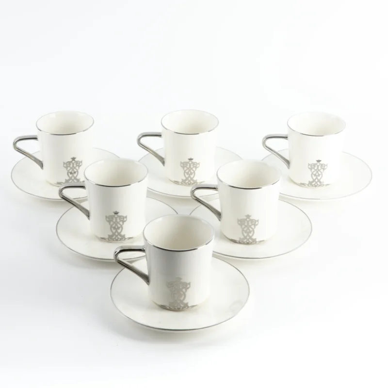 Alternative view of Conjunto de Xícaras de Porcelana com 12 peças - Branco e Prata