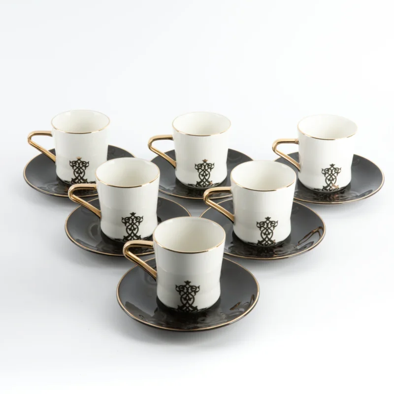 Alternative view of Conjunto de Xícaras de Porcelana com 12 peças - Preto e Dourado